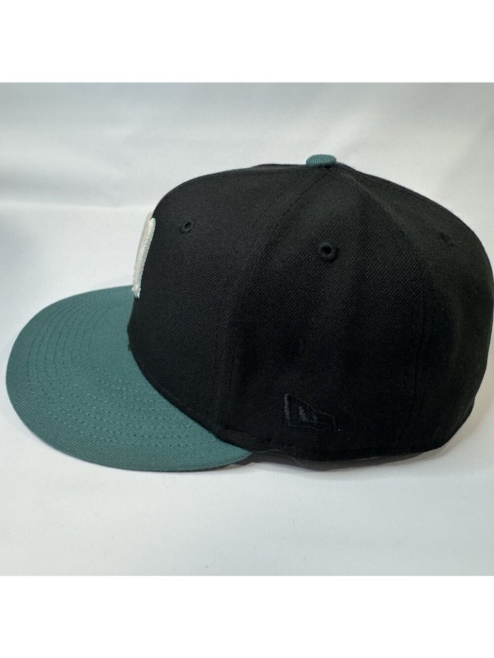 New Era Minnesota Twins Hat Club Black Northern Lights 59FIFTY 7 1/2 60th - Picture 6 of 10